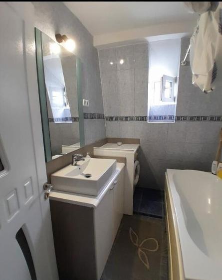 Apartament cu 3 camere Zona Zamca - 12