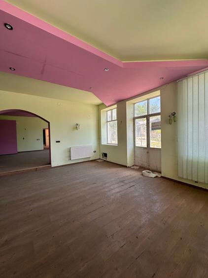 spatiu comercial - COMARNIC - 21
