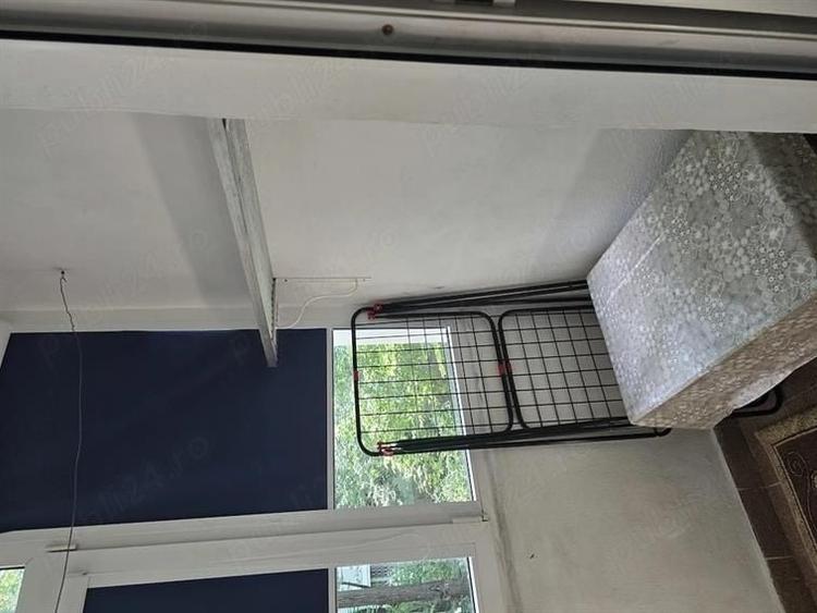 Apartament cu 2 camere decomandat în Drumul Taberei