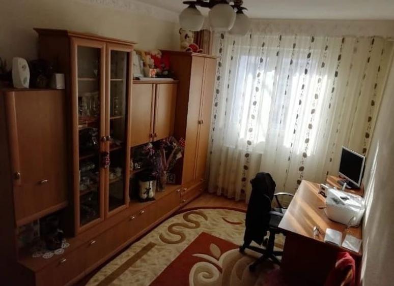 Apartament de vanzare - 3