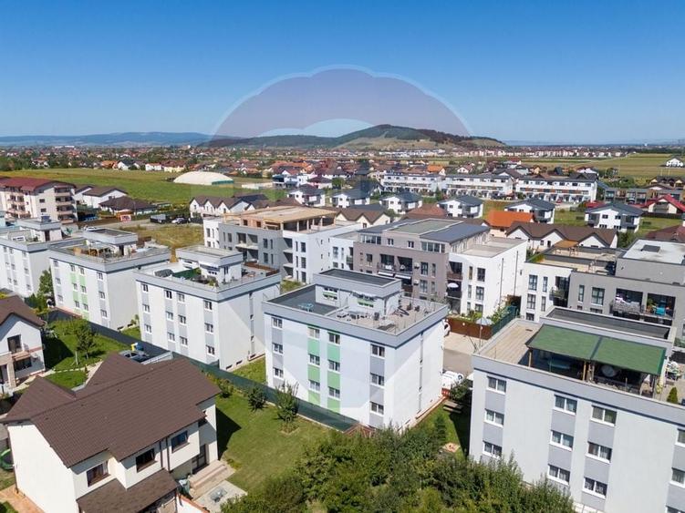 Penthouse 3 camere cu terasa, mobilat, loc parcare - 80