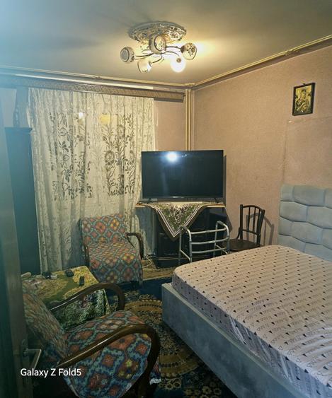 Teiul Doamnei-stradal-bloc 1983 - 2