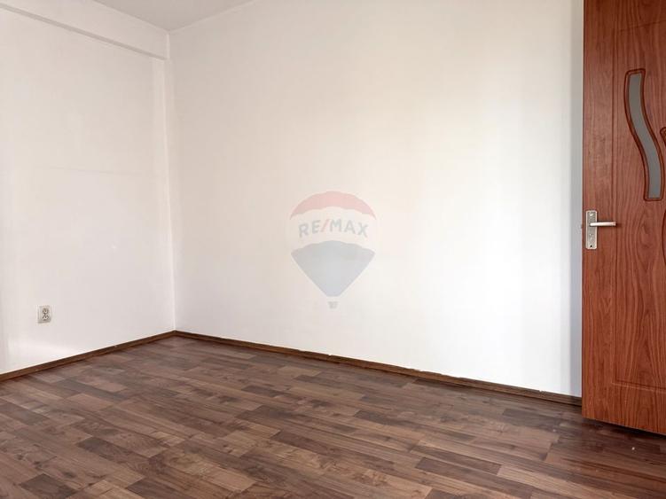 Apartament 3 camere 66mp Militari Sector 6 - 11