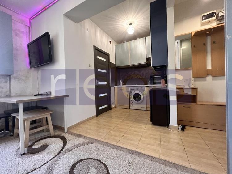 VANZARE GARSONIERA | SEMIDECOMANDATA | ZONA UNIRII - 1