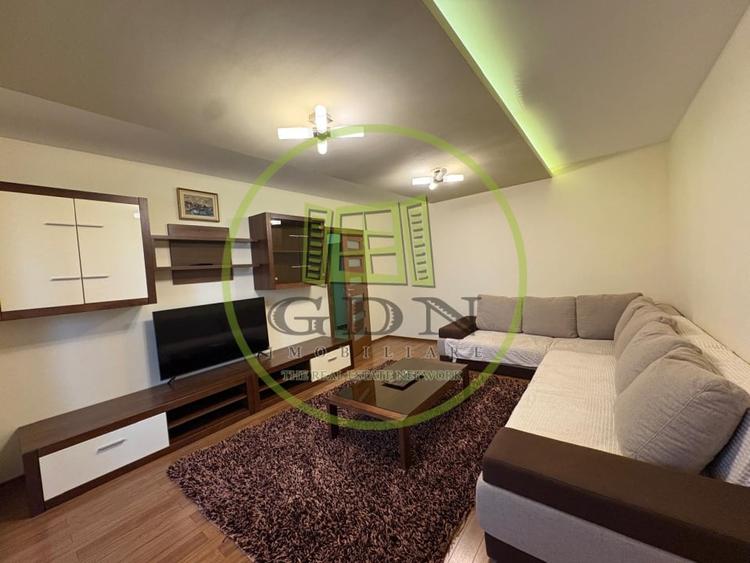 Apartament cu 3 camere decomandat, mobilat în Brazda lui Novac