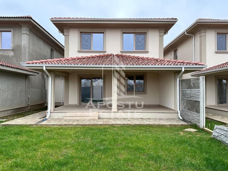 Locuinte la cheie despartite prin garaj Giroc - 1