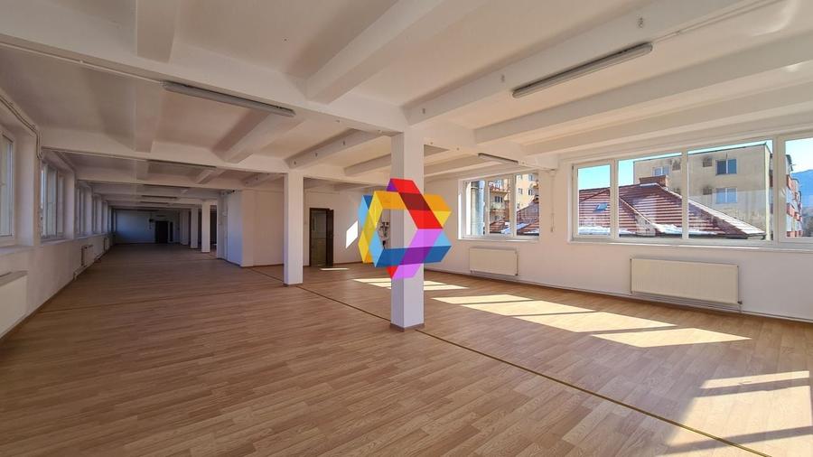 Spatiu comercial - 450 mp - 5