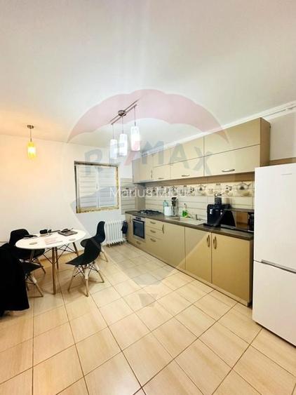 Apartament 3 Camere, Loc de Parcare-Str. Uioara, Sector4-de Inchiriat