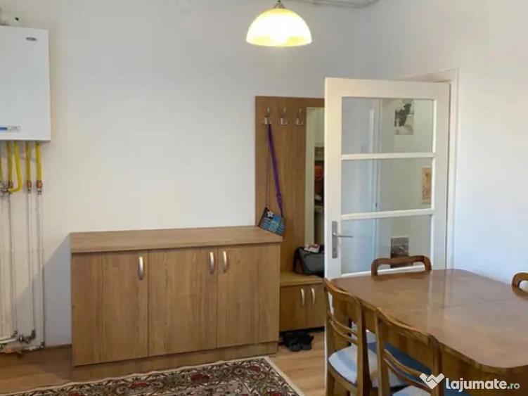 Garsoniera spatioasa zona Centrala - 5