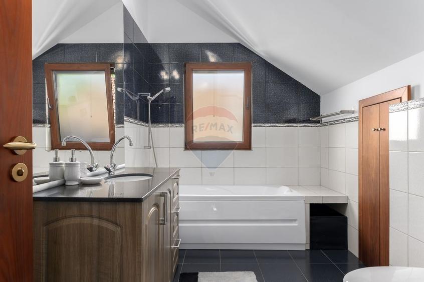 VANZARE Vila individuala 4 camere in Paradisul Verde Corbeanca - 23