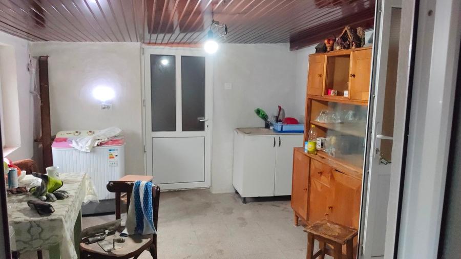 Proprietate de vanzare  - 6