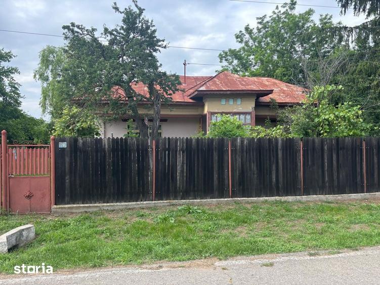CASA DE VANZARE+ANEXE, TEREN=2775 mp - 7
