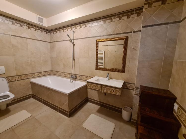 Duplex de lux în centrul stațiunii Mamaia – Eleganță la malul mării 270000 € - 28