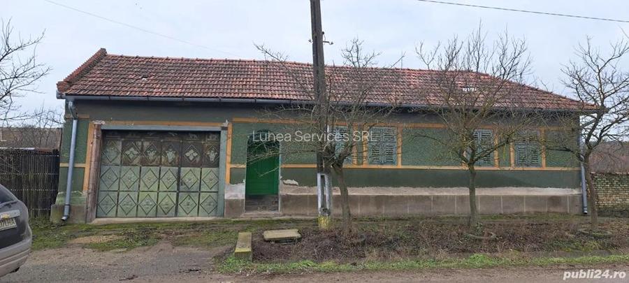 Casa la ?ara Casa la ?ara