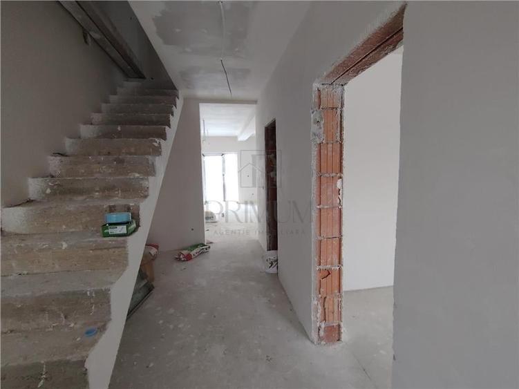 Duplex spatios la asfalt - toate utilitatile - personalizare interioara - 7
