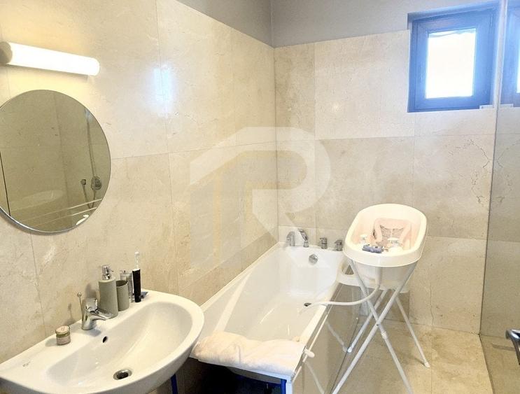 Vila de Vanzare Domnesti indepedenta energetic cu piscina incalzita - 14