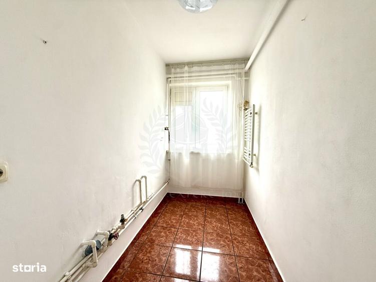 Apartament 2 camere, zona Vest Ploie?ti - 1