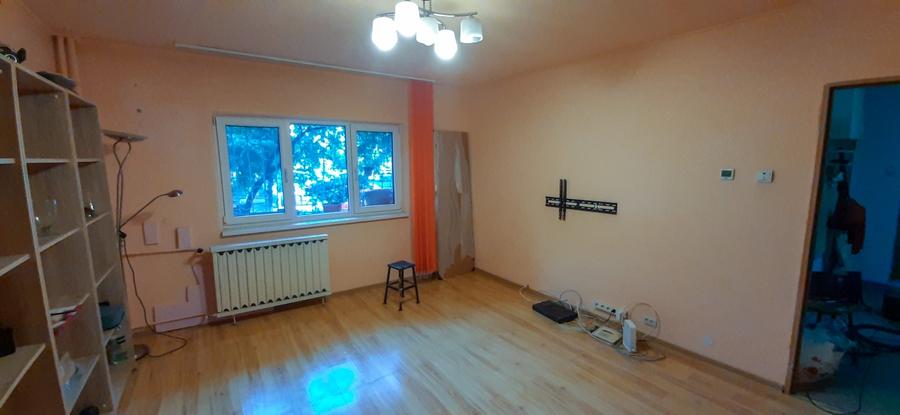 3 camere decomandate, 2 grupuri sanitare - 8