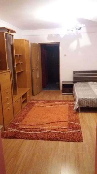 Inchiriez Garsoniera - 5