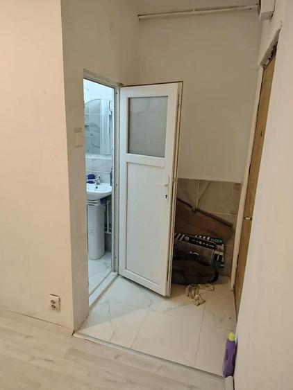 Vand garsoniera cu dormitor separat zona Obor la complex Baicului fara intermediari. - 5