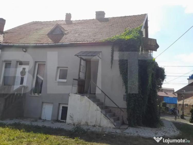 Apartament la casa, zona centrala, 100 mp utili, Radauti - 3