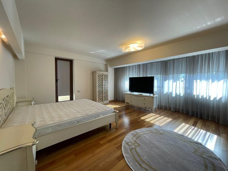 Faleza Nord - Universitate, Vila D+P+2 langa plaja, mobilata si utilata lux - 34