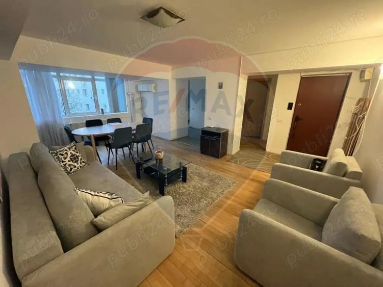 Apartament cu 3 camere decomandat, mobilat în Unirii