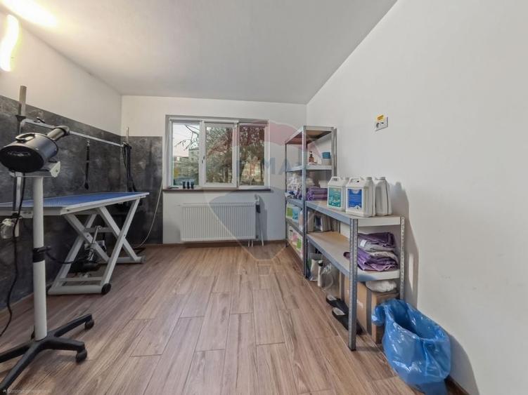 Rezervat! Spatiu comercial la parter de vanzare Mioritei - Bacau - 5