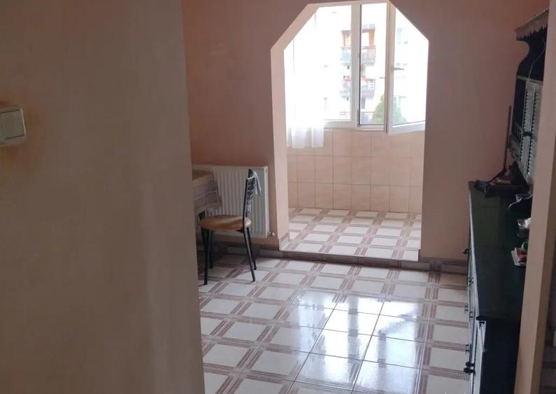 Vanzare apartament 3 camere PB - Rogerius (Oradea) - 2