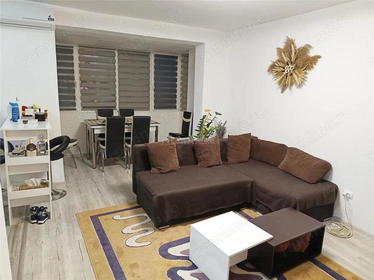Apartament 2 camere in zona centrala Moldova Noua, langa piata - 7