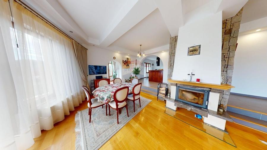 Casă / Vilă de Lux cu 5 camere de vânzare - 20