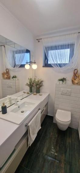 De vanzare vila triplex moderna 4 camere 2 bai in Șelimbar - 6