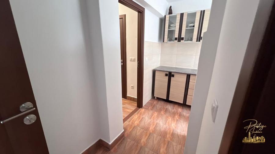 Apartament cu 3 camere de inchiriat in zona Piata 1 Decembrie - Oradea - 13