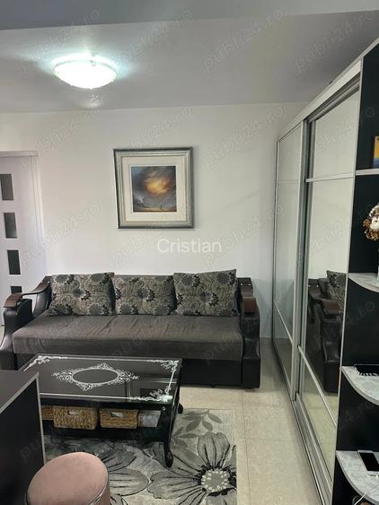 Vand apartament complet mobilat Vand apartament complet mobilat