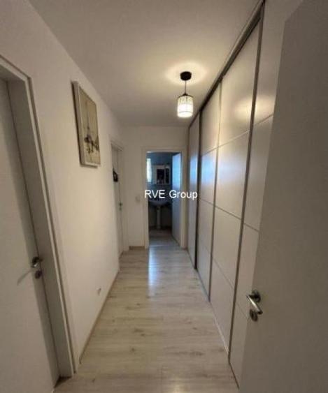 Ap. 3 Cam (bloc nou, 55 mp, centrala proprie) - 9 min. metrou N. Teclu - 1