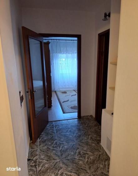 Apartament 2 camere/ Otopeni/ central, langa parc/ Pret competitiv - 1