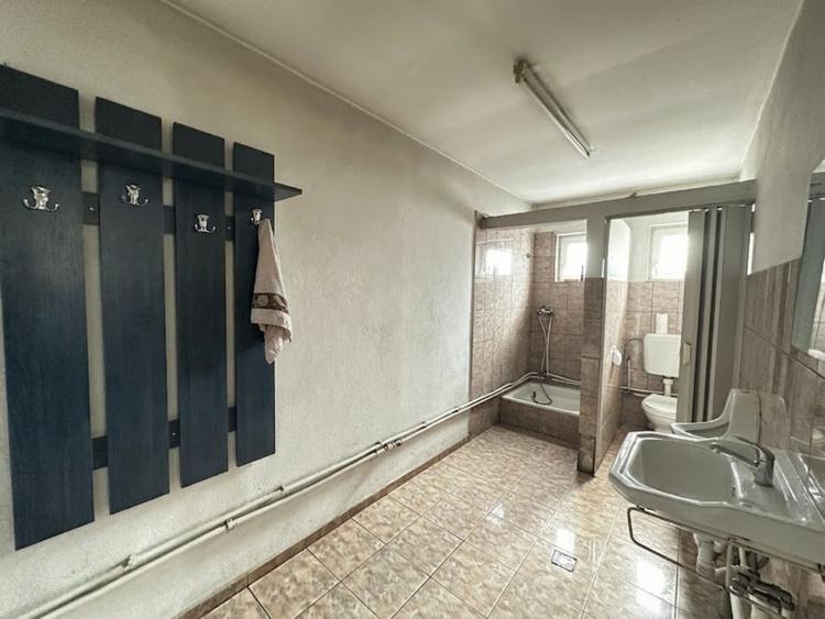 Hala de vanzare 259 mp cu teren 750 mp utilitati - 8