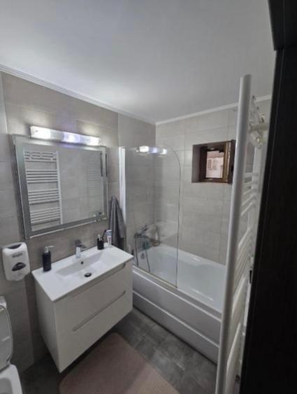 Icil 2 camere renovat lux parte - 13