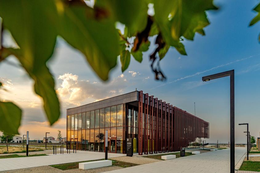 CUIB 3, LIZIERA DE LAC, FAZA 1 — CASA TA LÂNGĂ LAC, LA 20 DE MINUTE DE PALLADY - 14