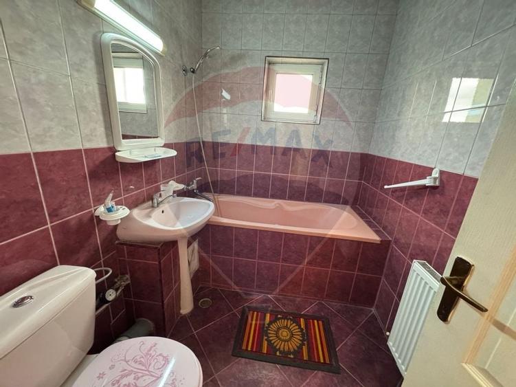 Apartament de vanzare - 4 camere- decomandat-Bistrita Lac - 8