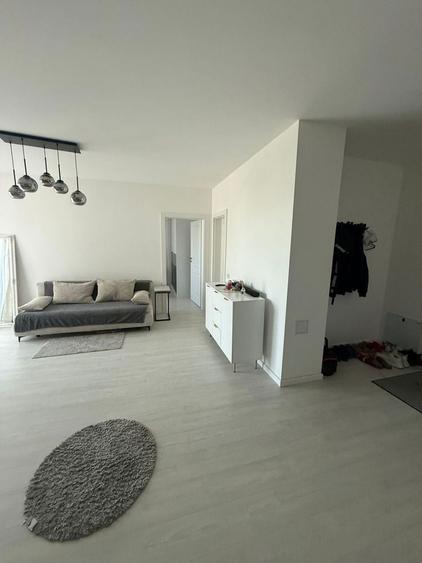 Inchiriez apartament doua camere - 3