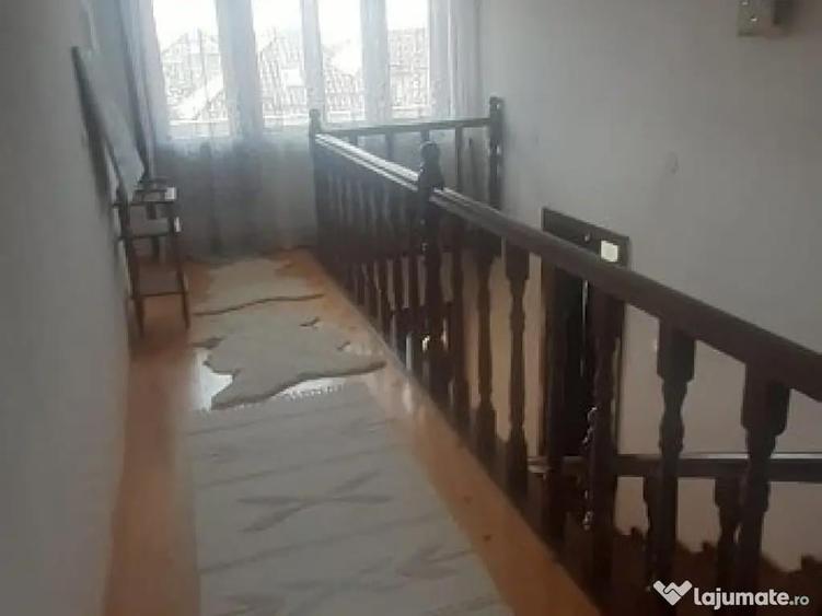 Sat Sasar, casa , 23 ari teren - 1