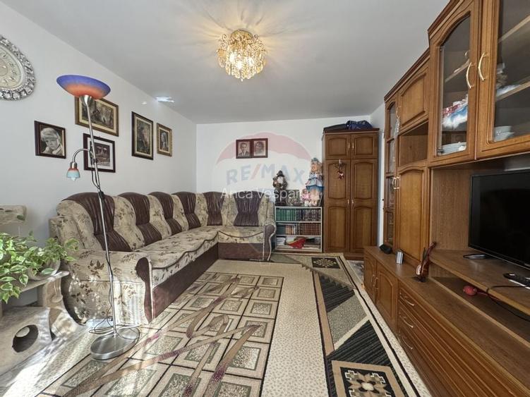 Apartament 4 camere decomandat de vanzare Eliberarii Constanta