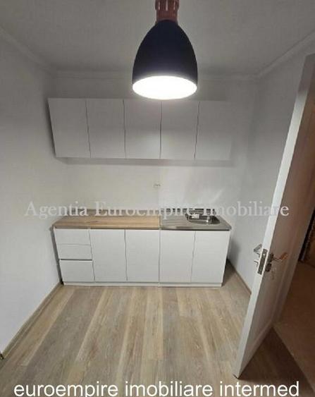 Apartament 2 camere semidecomandat zona CET - 2