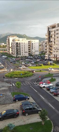 Bra?ov , Kasper Coresi Mall ,3 camere ,doua bai ,parcare - 5