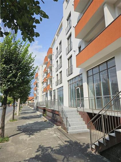 Spatiu Comercial - 100 mp - Balanta - Clinica Medicala - Showroom - Comert - Ser - 1