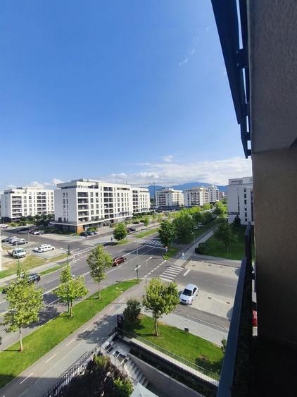 Apartament cu 2 camere decomandat în Exterior Vest