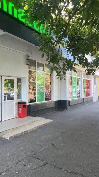 Spațiu comercial, de 492 mp, în Democrației