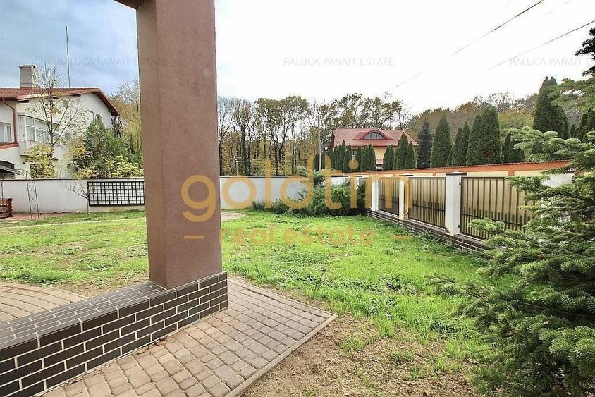 Casă individuală cu 6 camere cu Canalizare în Băneasa