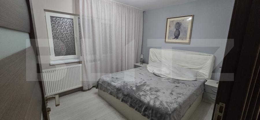 Apartament cu 3 camere decomandat, mobilat în Micro 16